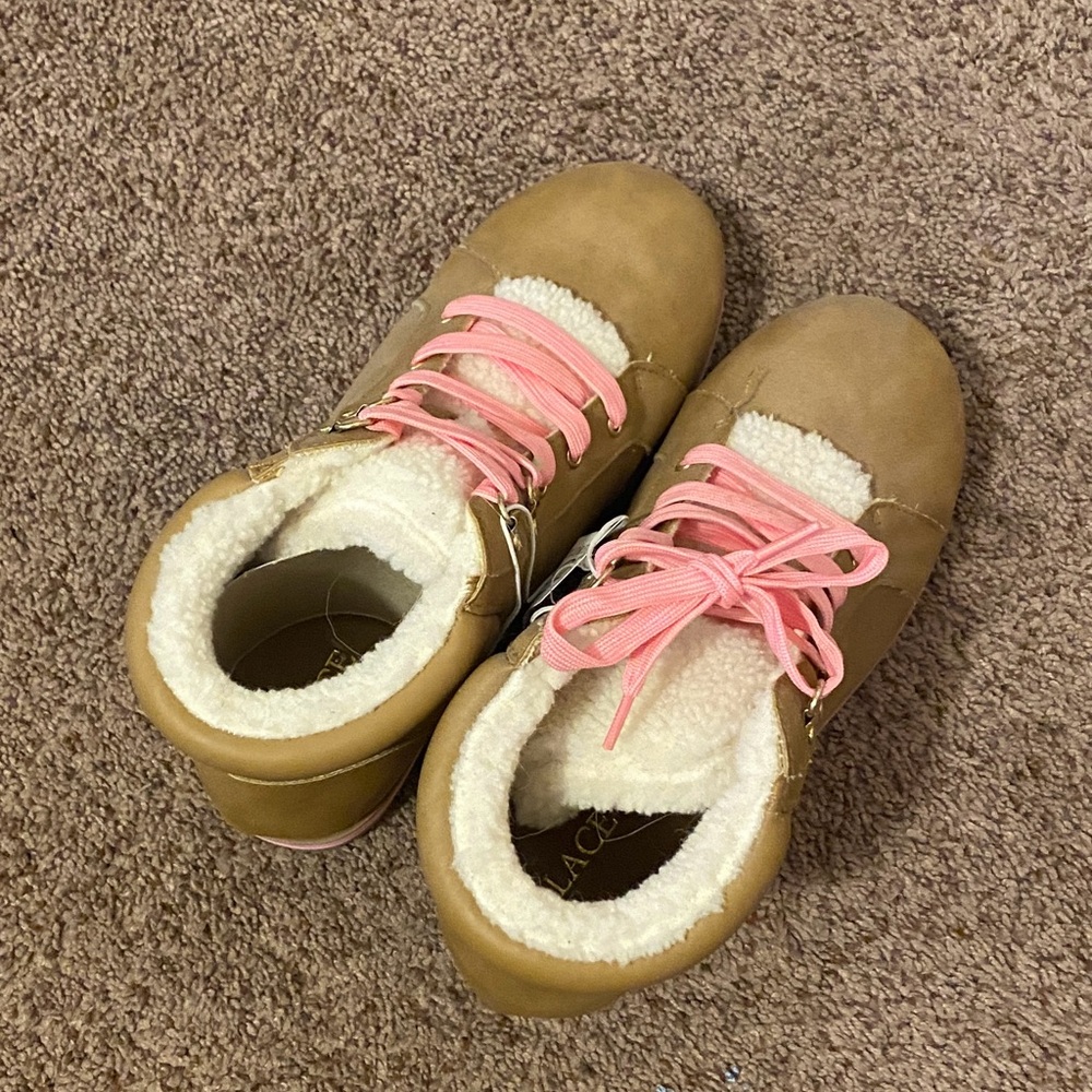 Brand new with tags size 4 girls boots - Picture 5 of 6